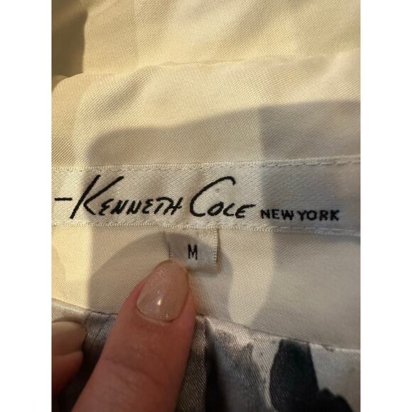 Kenneth Cole Women’s Ivory Trench Coat – Size Medium Classic Timeless Outerwear - Picture 7 of 10